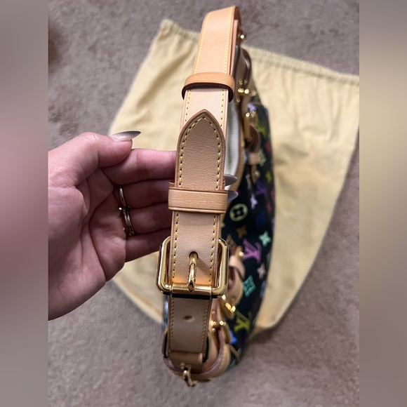 Louis Vuitton X Takashi Murakami Monogram Multicolor Greta Limited Edition bag. - Picture 7 of 12